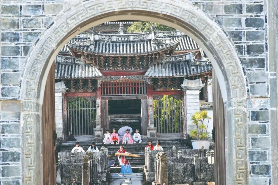 江西文青園林古建工程產(chǎn)品圖庫 傳統(tǒng)匠藝與生態(tài)綠化的完美融合